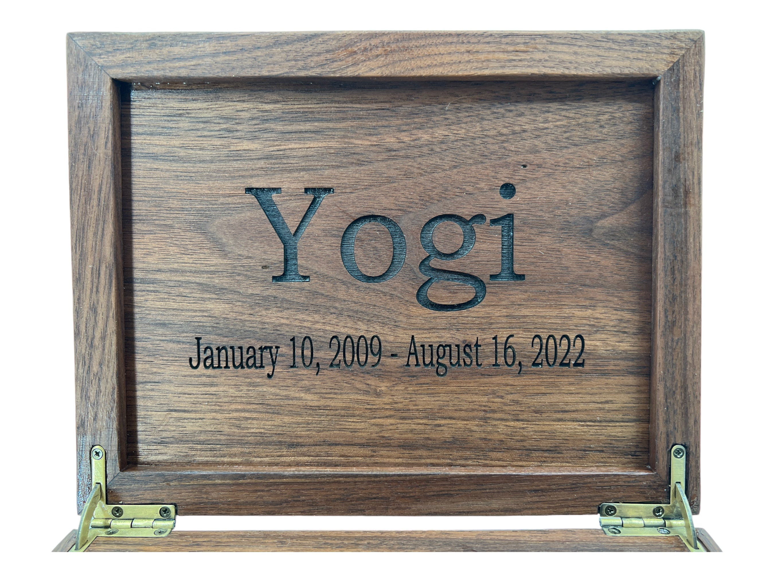 Handcrafted Pet Urn with Personalized Engraving