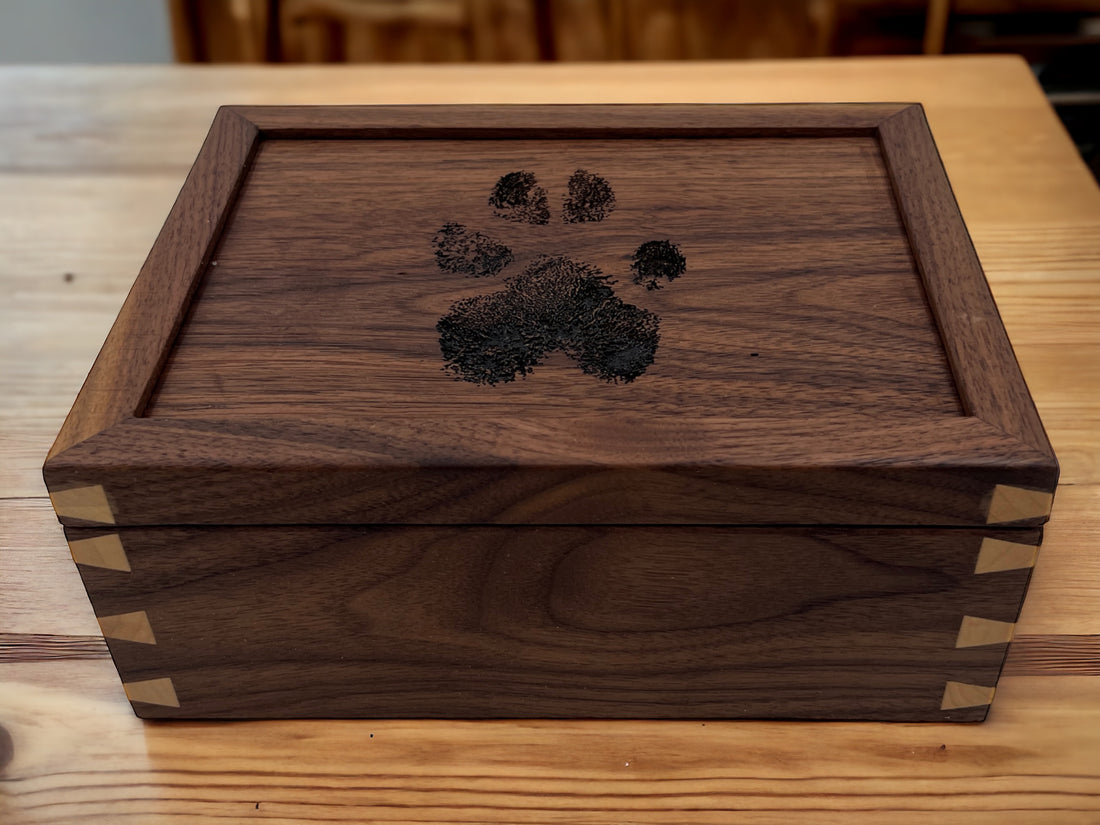 Handcrafted Pet Urn with Personalized Engraving