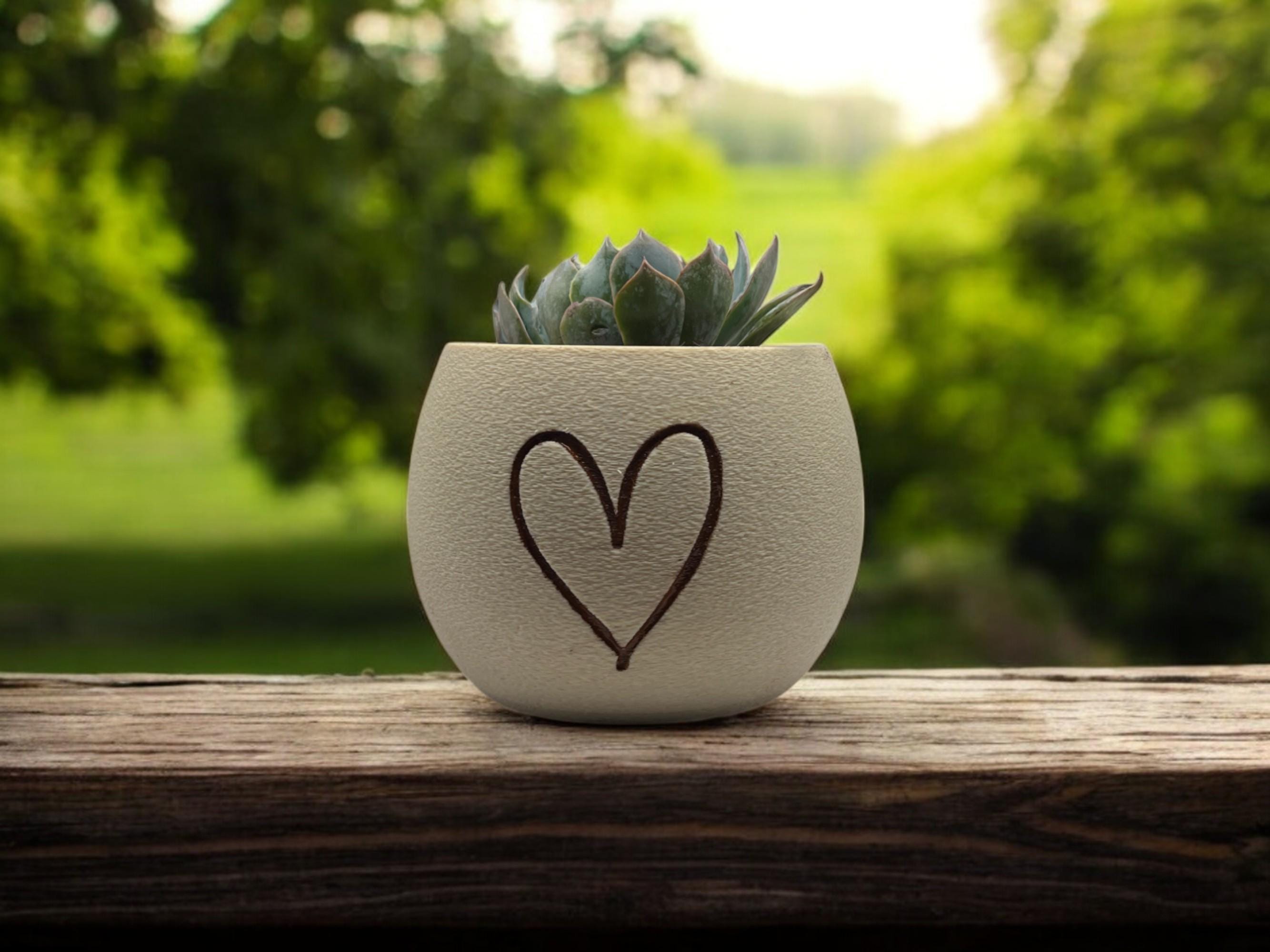 Planter with Handpainted Heart| Modern Sustainable Design for Succulents, Cacti and Small Plant| Home Decor| gift| Housewarming| Mothers Day
