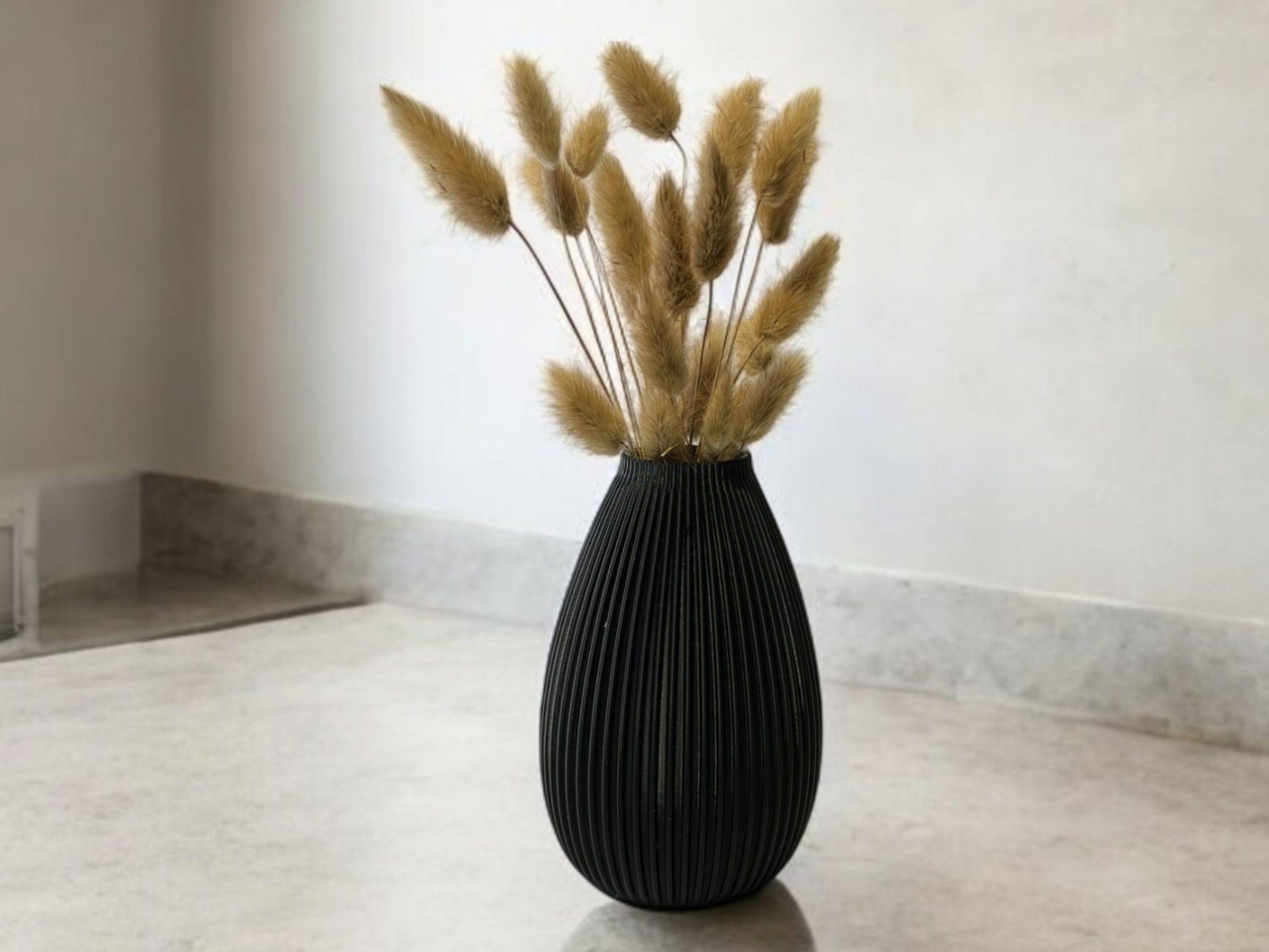Modern Decorative Black Vase for Artificial Plant| Minimalist Design| 3D Printed| Small and Medium Size| Housewarming Gift| Mothers Day Gift