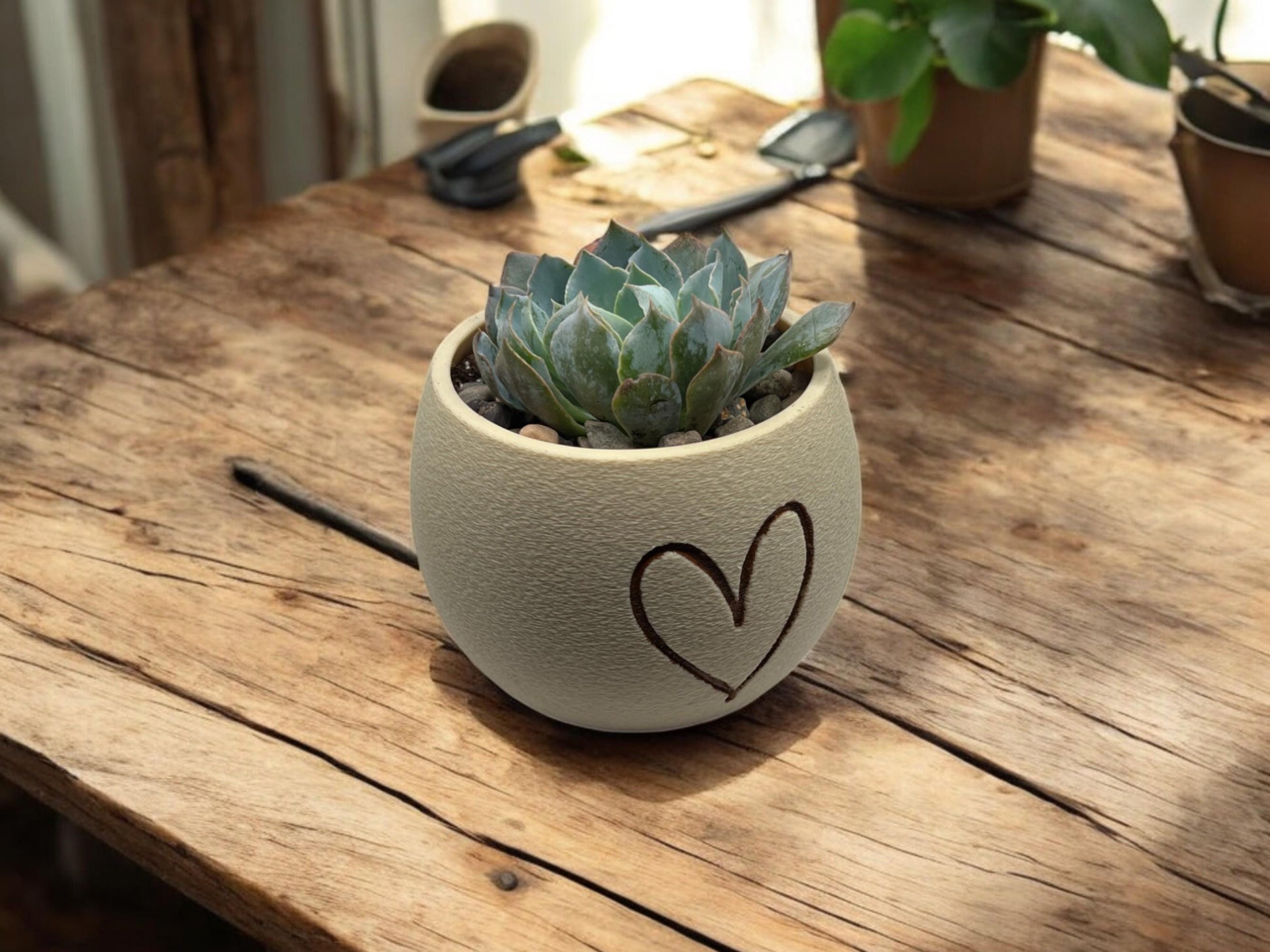 Planter with Handpainted Heart| Modern Sustainable Design for Succulents, Cacti and Small Plant| Home Decor| gift| Housewarming| Mothers Day