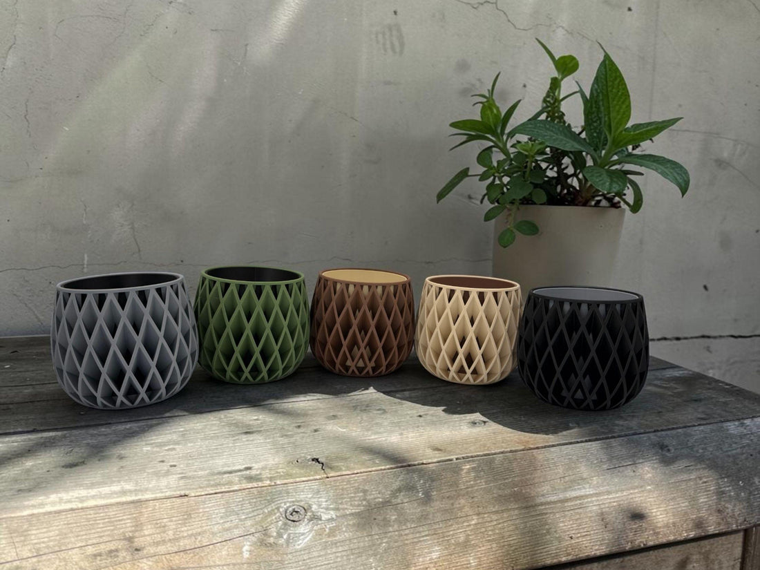 Modern Planter with Drip Plate Insert| Housewarming Gift| Indoor Plants| Succulents| Cactus - Beige